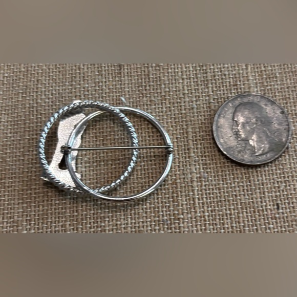 Armco Iron Man Silver Tone Pin - Picture 2 of 2